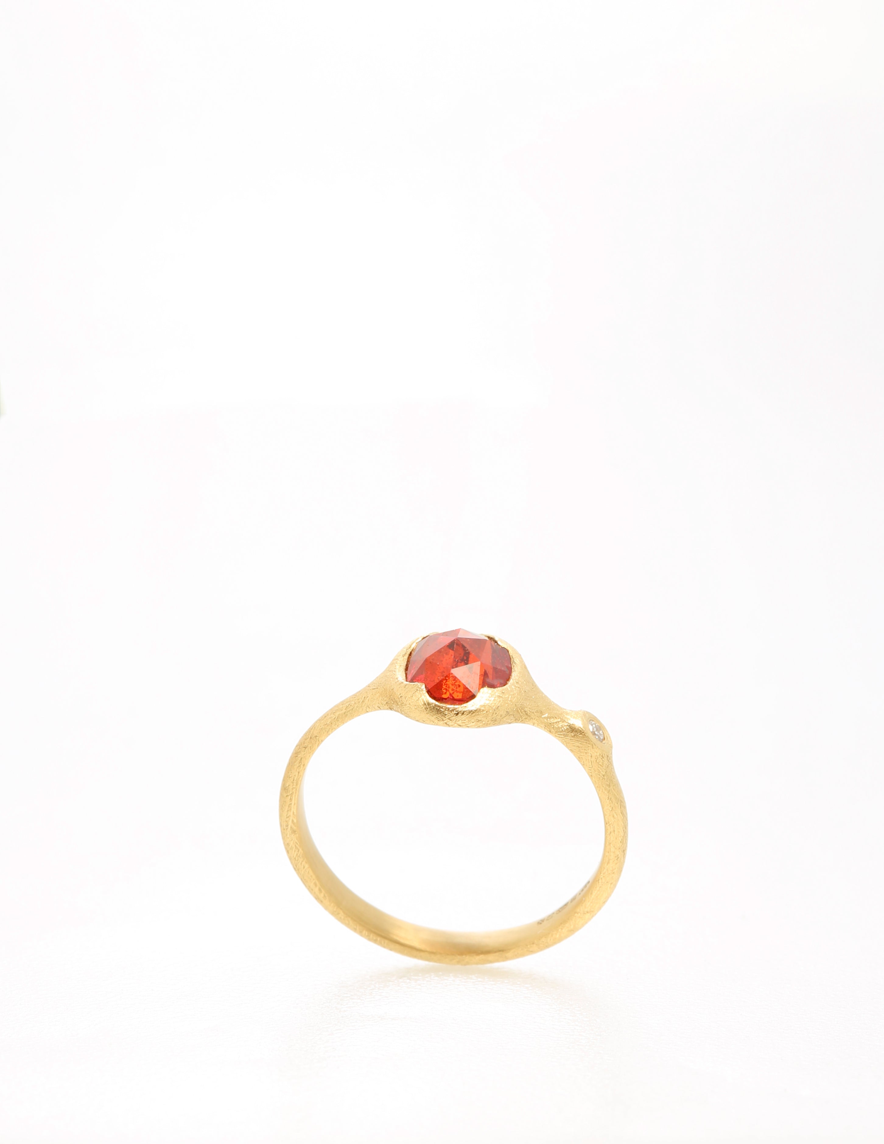 Orange saphire and diamond ring